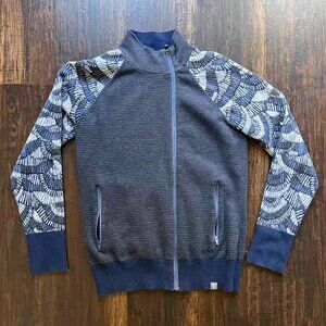 Title Nine Size Medium Full Zip Sweater